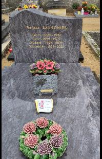 tombe_laumonier_reignac.png